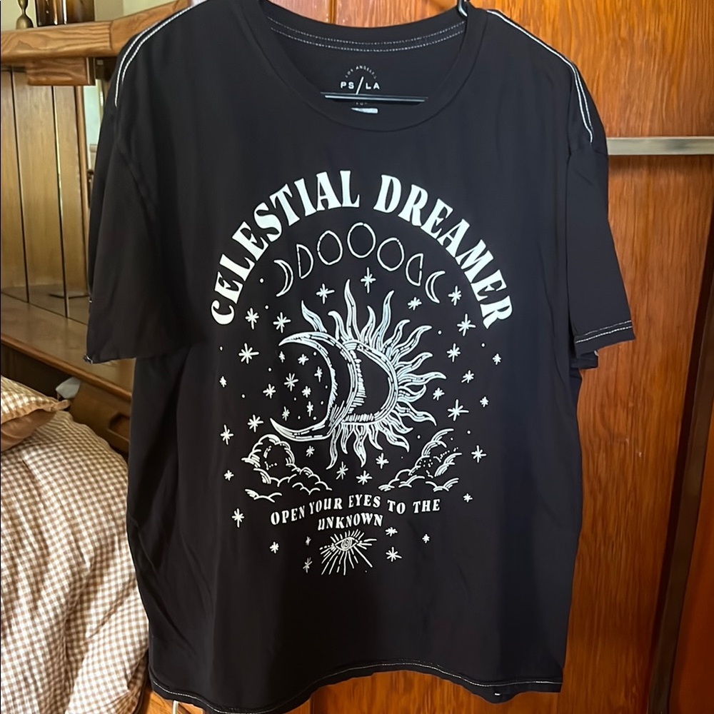 PacSun Celestial Dreamer Graphic Tee